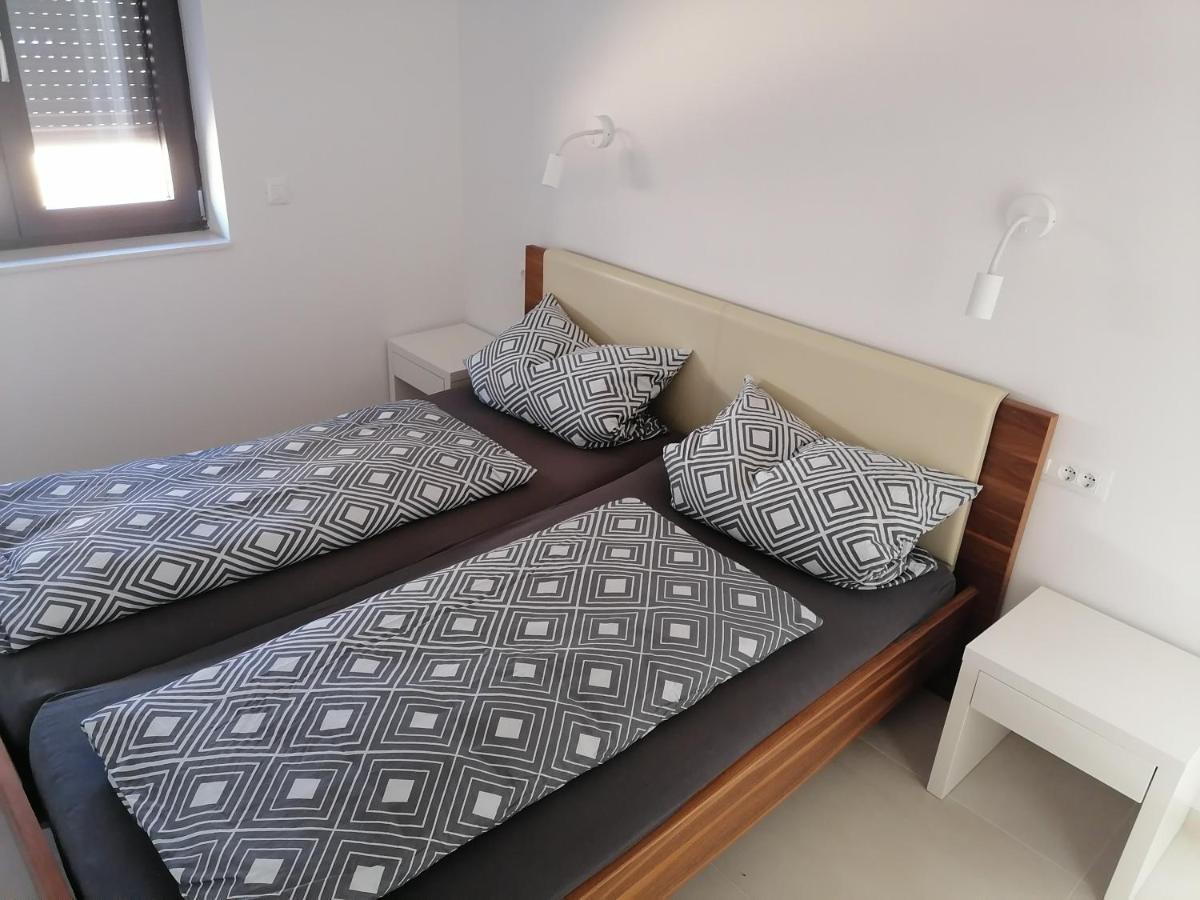 Bella Mare Apartman Mandre Kültér fotó